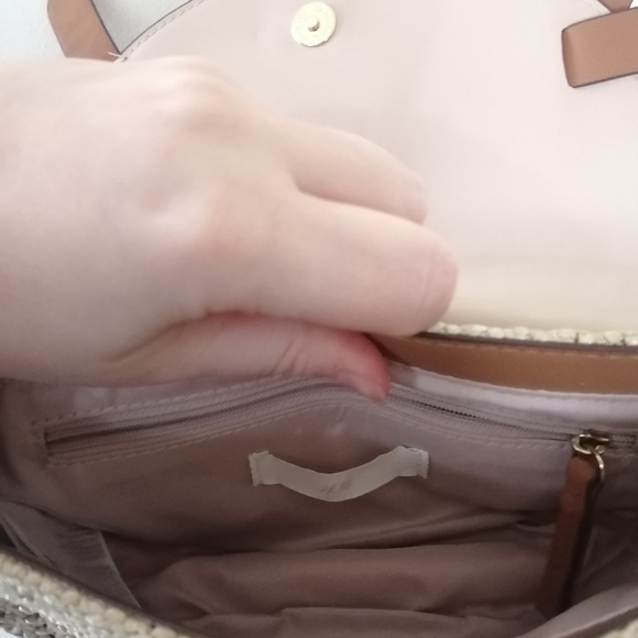 H&M Wicker and Faux Leather Crossbody - Picture 7 of 9